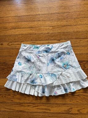 White Floral Pleated Ruffle Skater Skirt